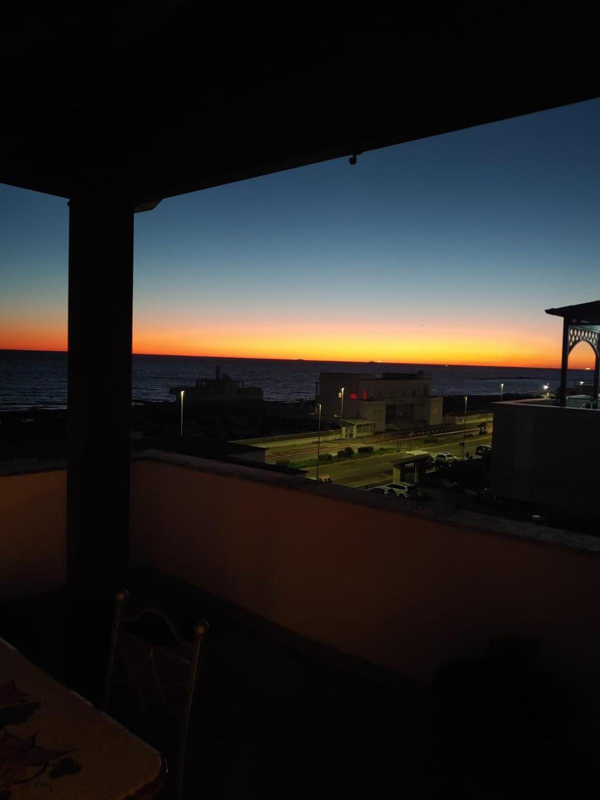 Ostia Attico Fronte Mare Apartment Luaran gambar